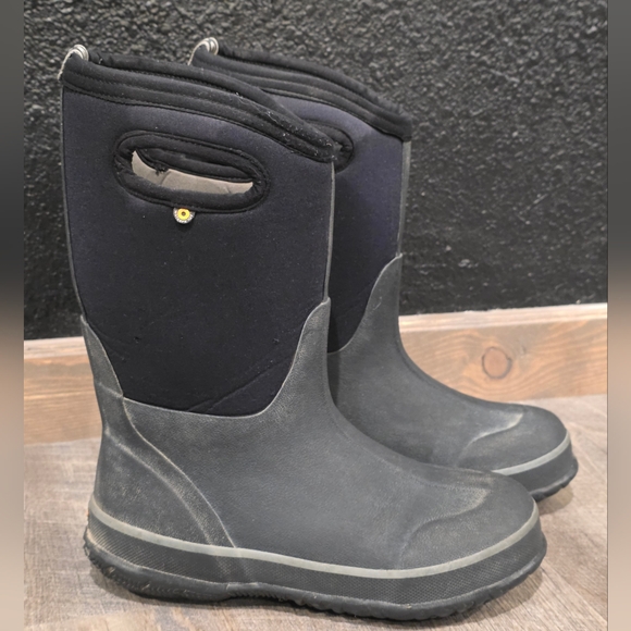 Classic Other - BOGS Waterproof Classic II Rubber Boot Youth Size 3